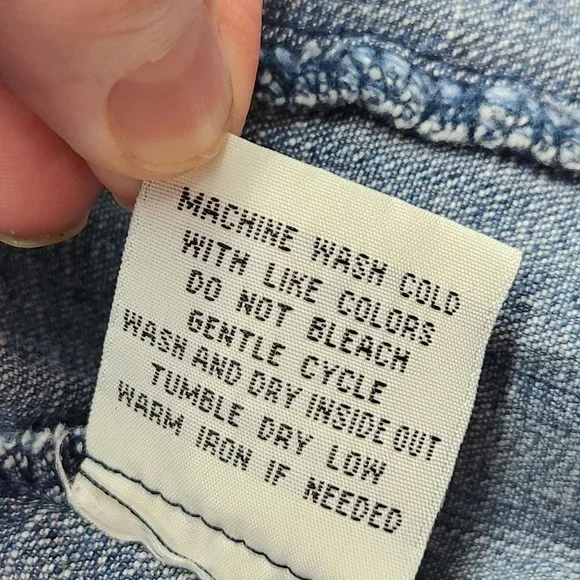 Hydraulic‎ Jean Jacket Womens S Medium Wash Denim Button Front Classic Trucker - Picture 6 of 10